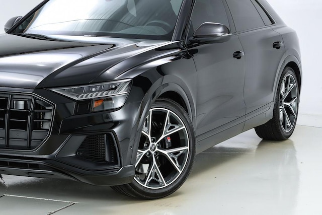 2023 Audi SQ8