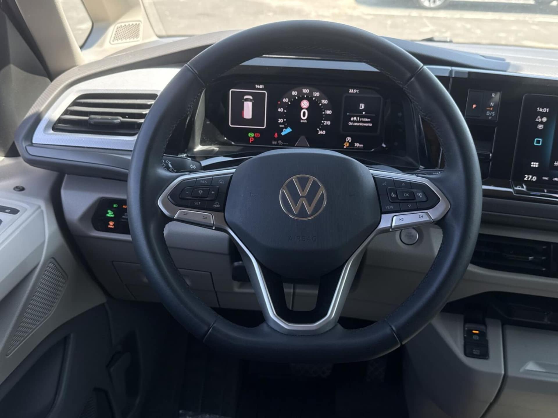 Volkswagen Multivan Model bazowy