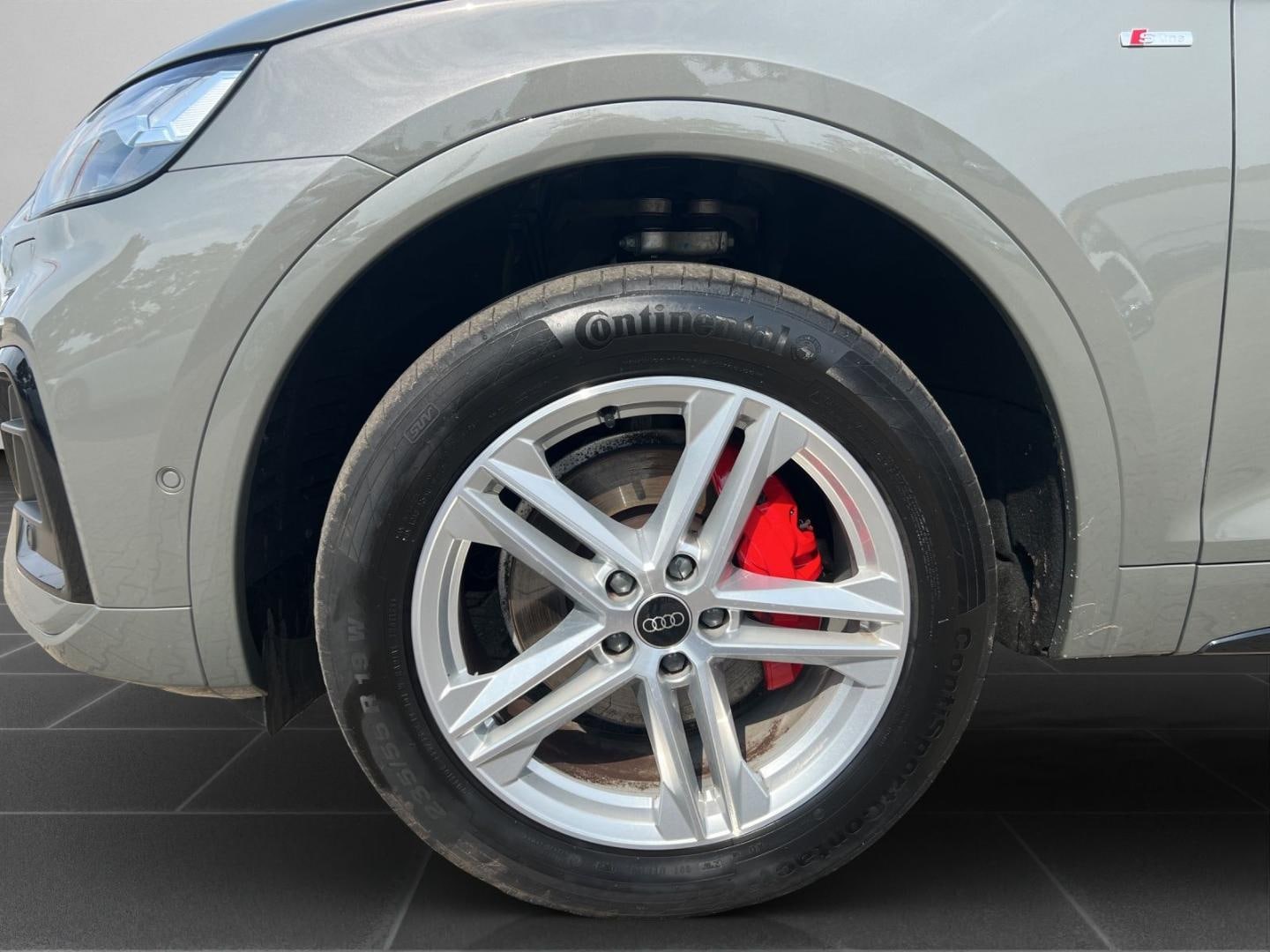 Bild über Audi Q5 Sportback 45 TFSI quattro S tronic - für weitere Informationen kontaktieren Sie den Audi Partner