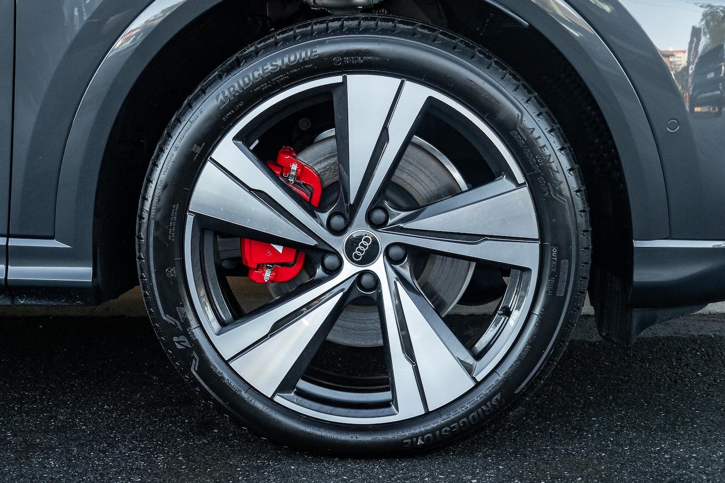 Image about Audi SQ5 SUV TFSI 270 kW edition one