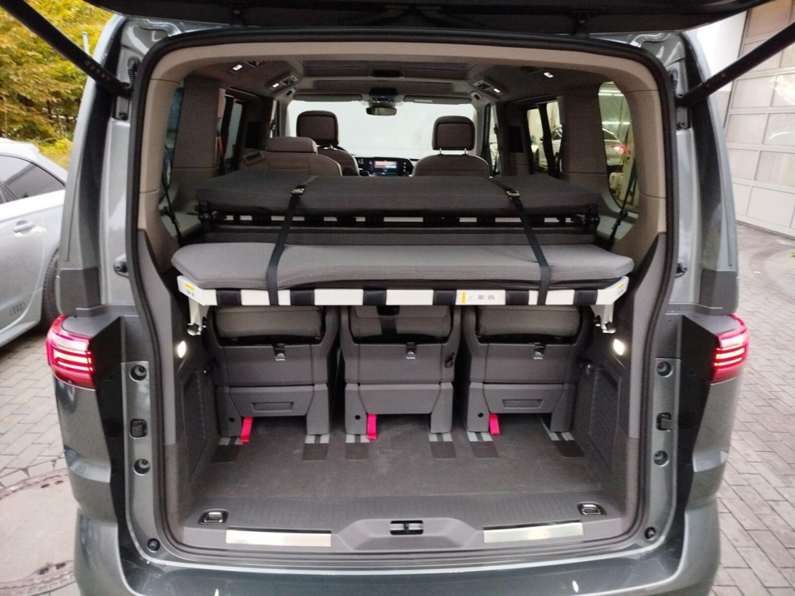 Volkswagen Multivan – Bild 7