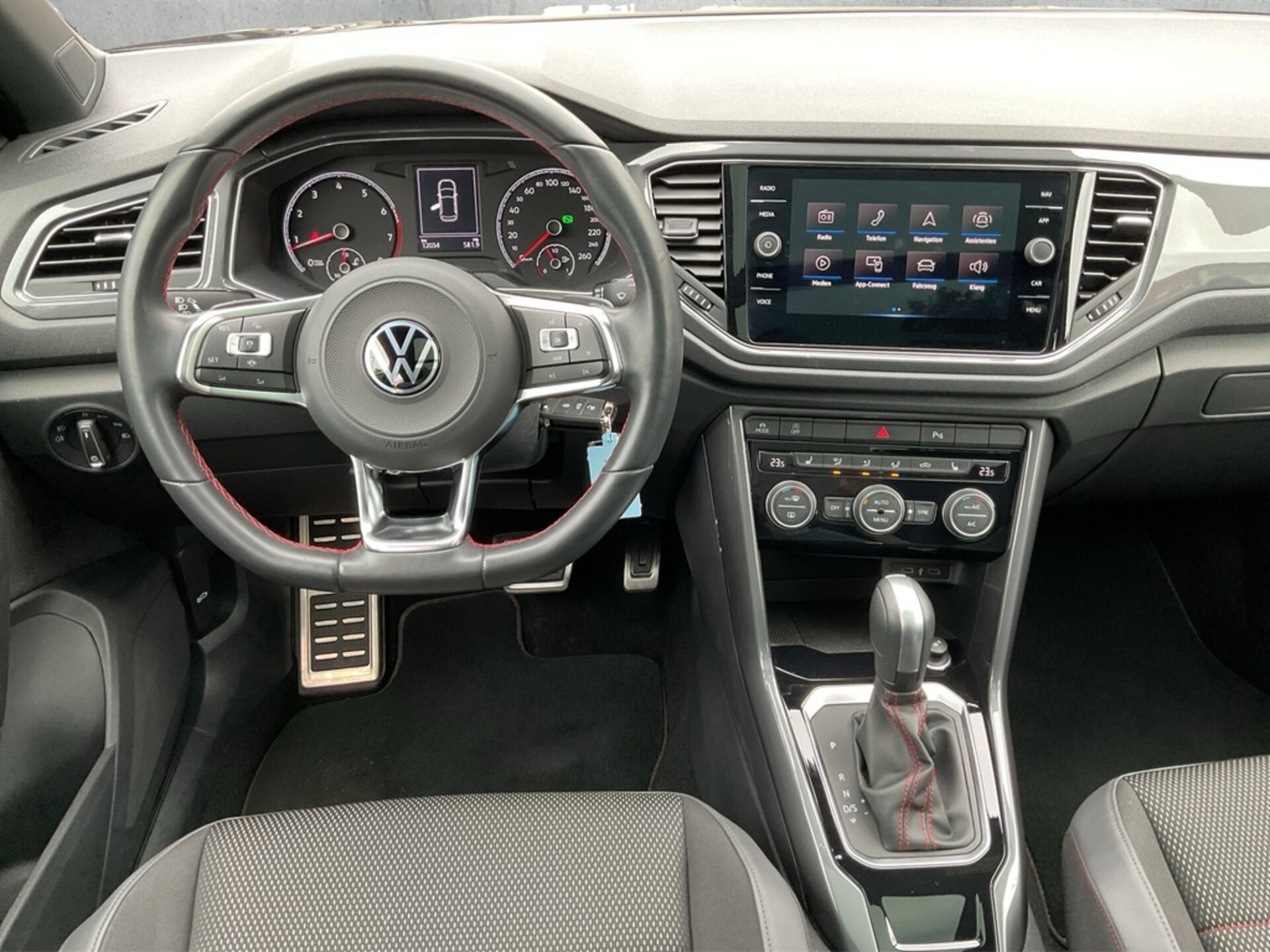 Volkswagen T-Roc Sport