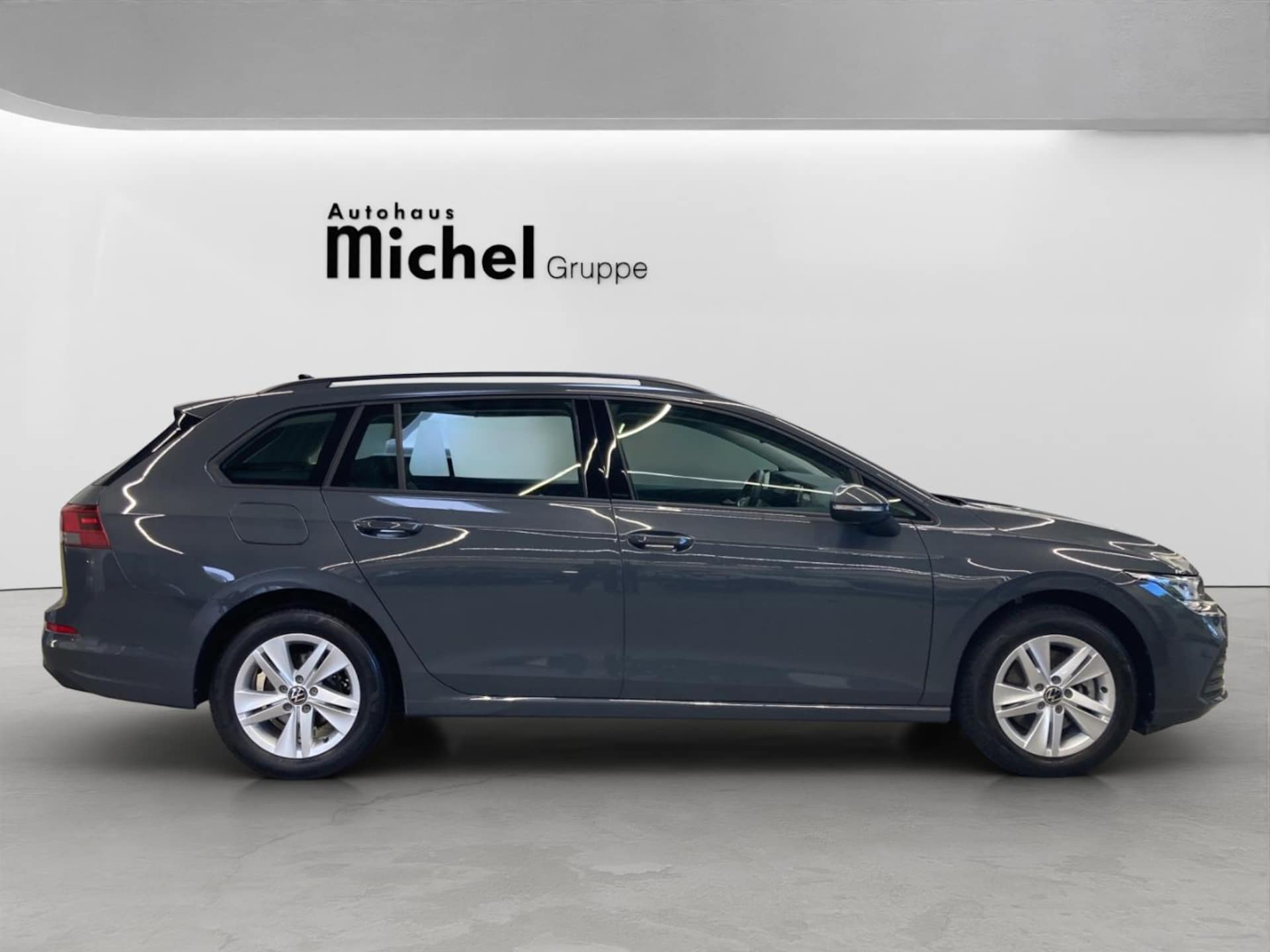 Volkswagen Golf Variant Life