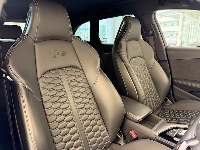 Audi RS 4 Avant RS 4 Avant for more details contact your dealer