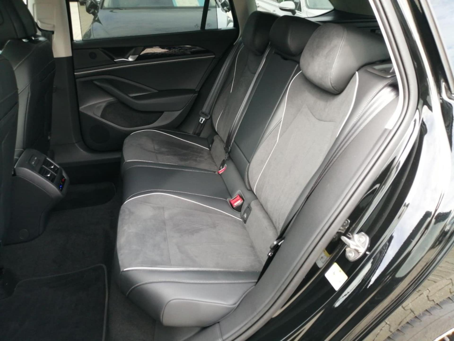 Volkswagen Passat Elegance