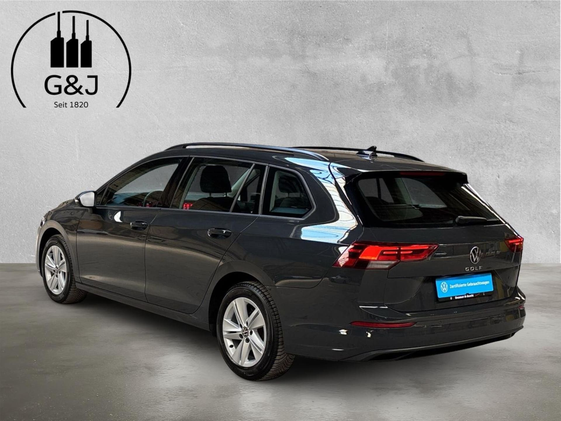 Volkswagen Golf Variant Life