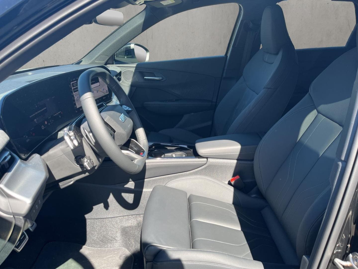 Bild über Audi Q3 SUV TFSI quattro 195 kW S tronic - für weitere Informationen kontaktieren Sie den Audi Partner