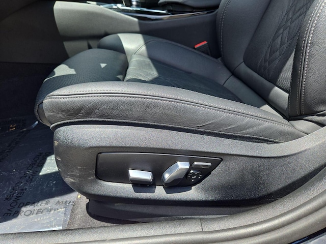 2023 BMW 5 Series 530i - Photo 17