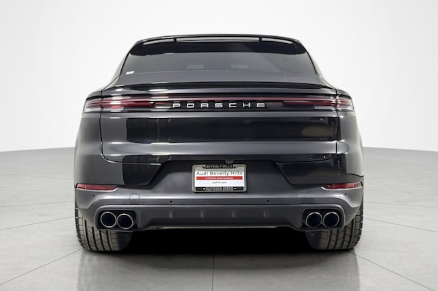 2024 Porsche Cayenne Hybrid