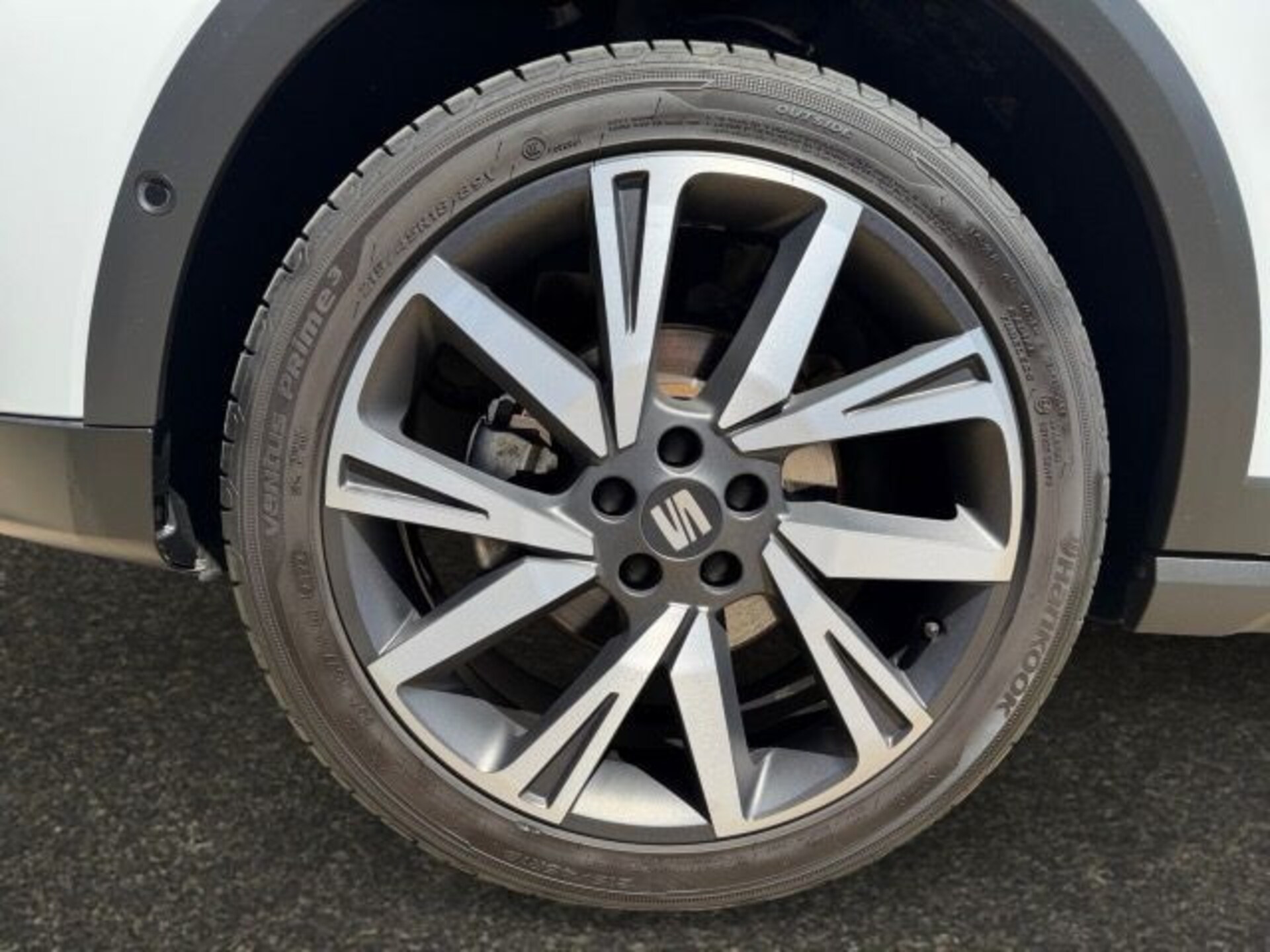 SEAT Arona FR