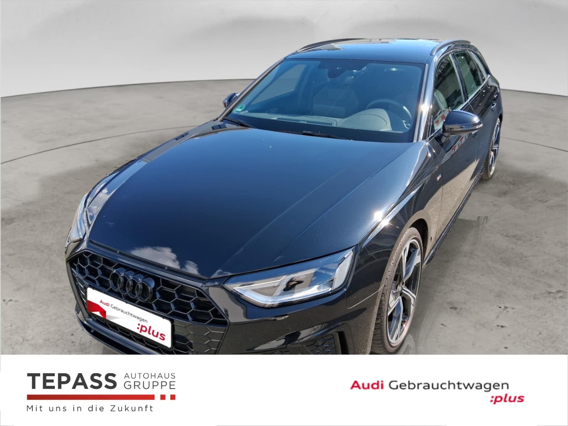 Audi A4 Avant S line