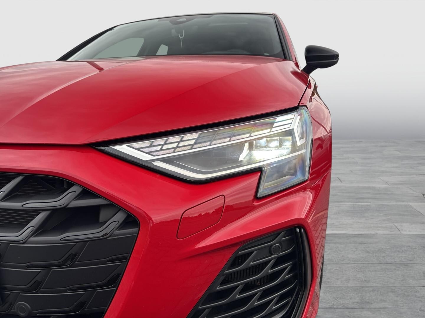 Bild über Audi S3 Sportback TFSI quattro S tronic - für weitere Informationen kontaktieren Sie den Audi Partner