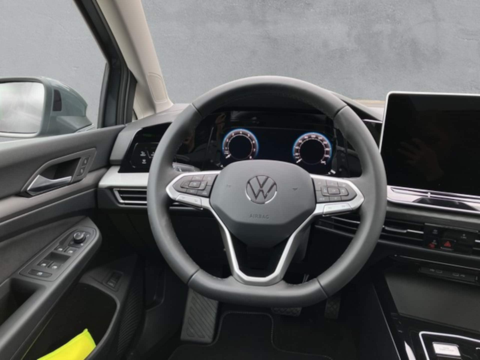Volkswagen Golf Variant Style