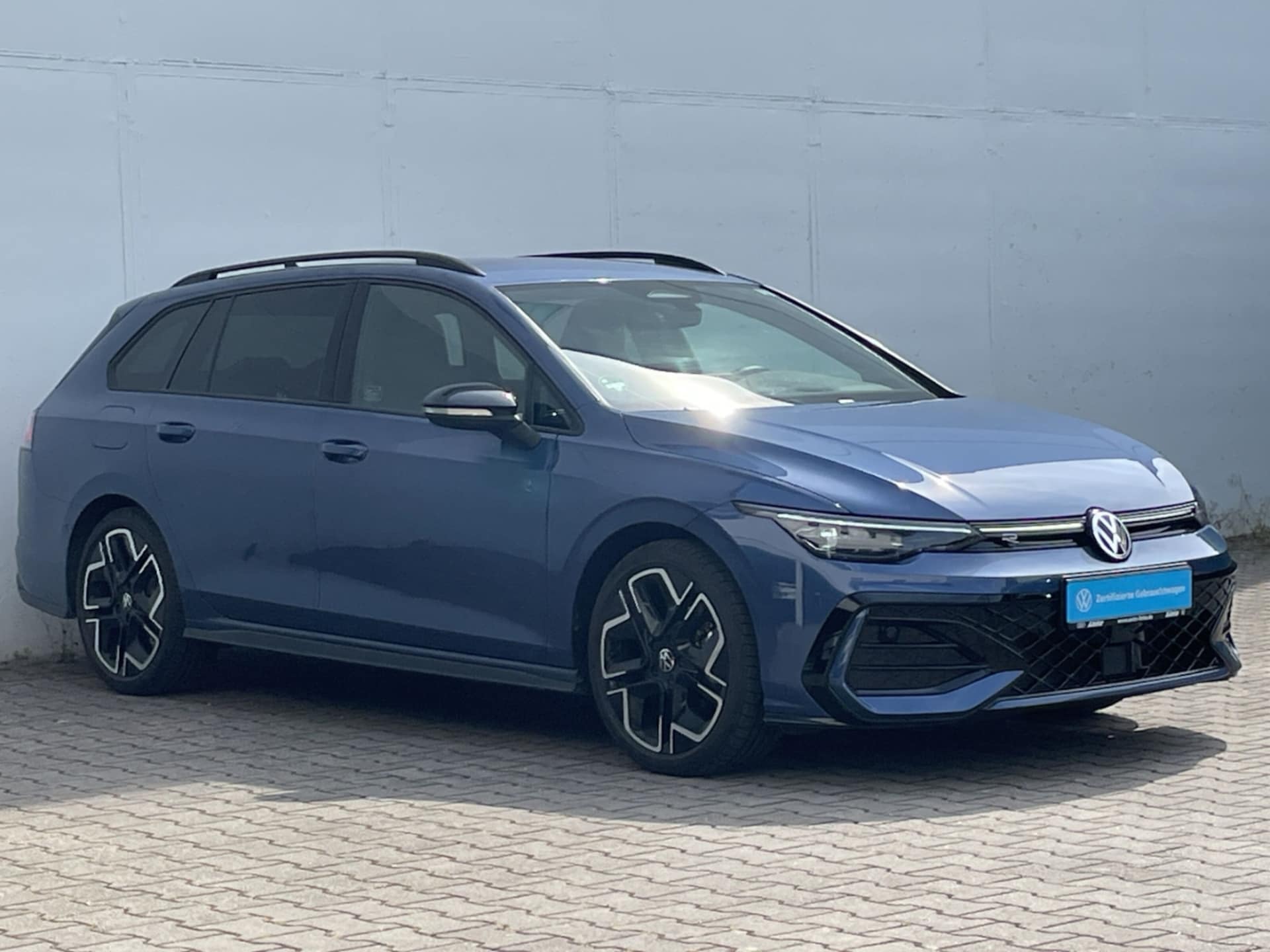 Volkswagen Golf Variant R-Line