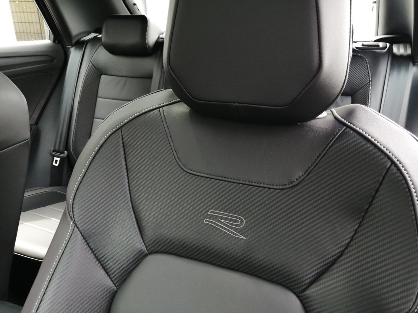 Volkswagen T-Roc – Bild 18