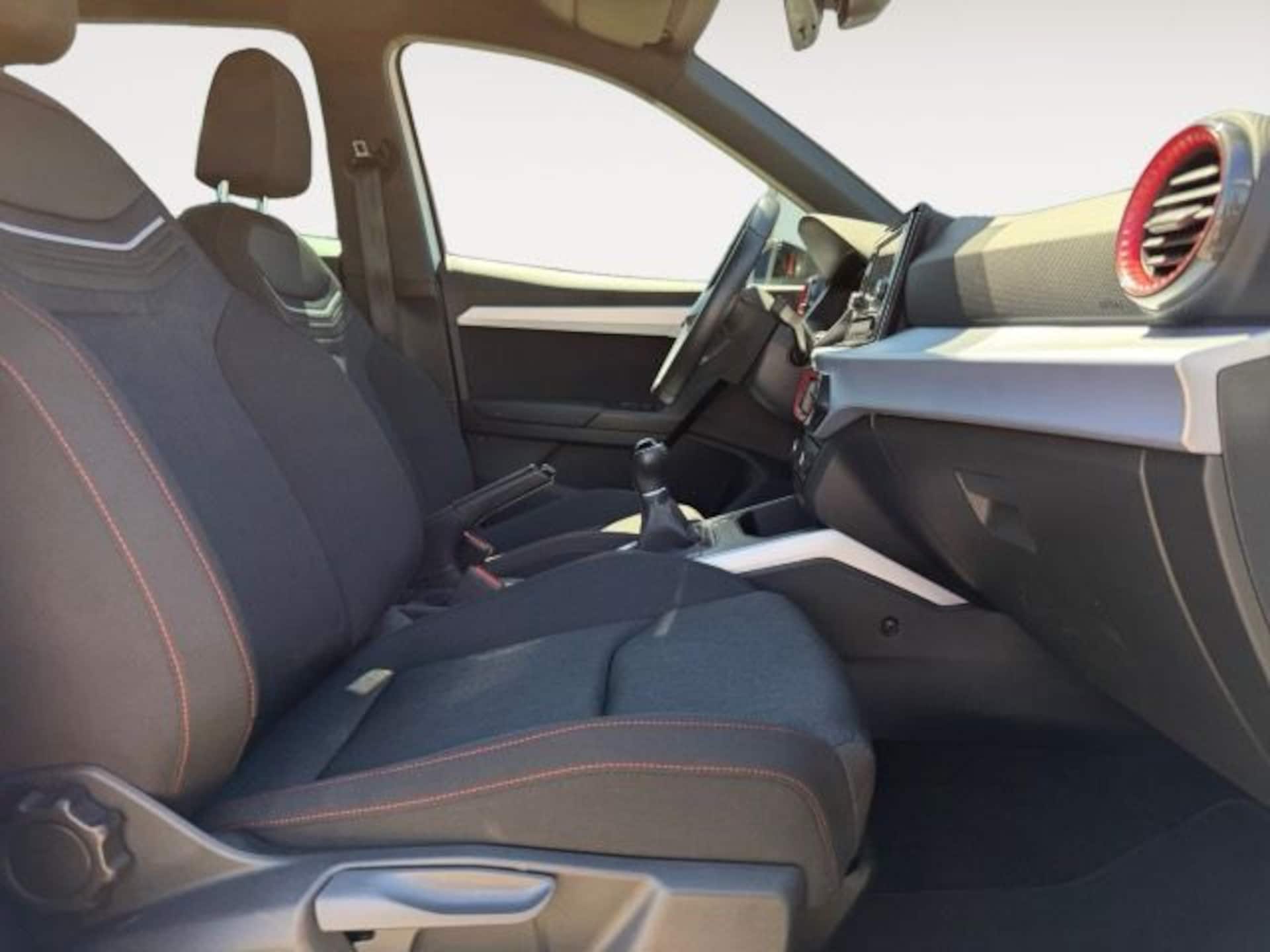 SEAT Arona FR