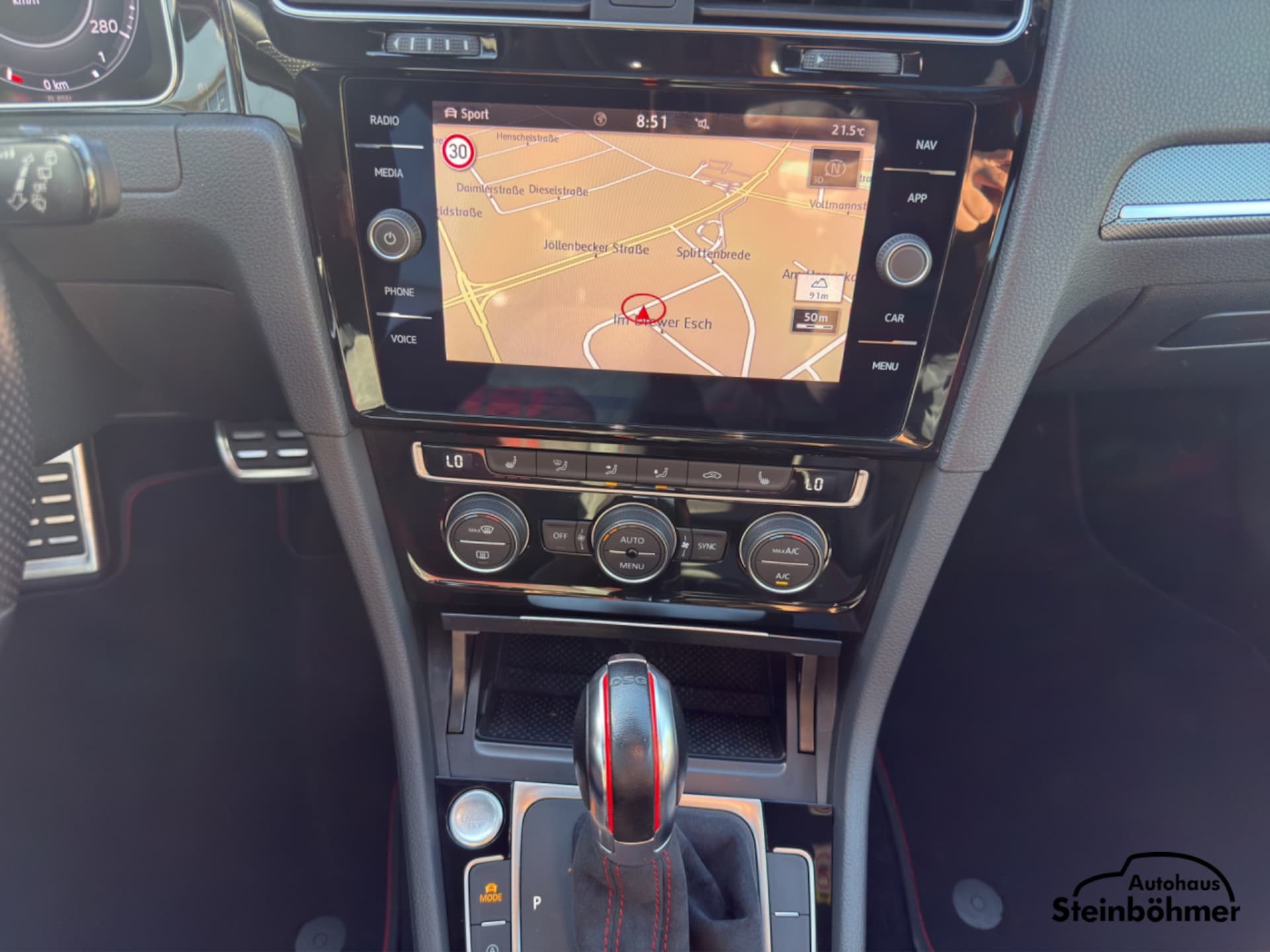 Volkswagen Golf GTI