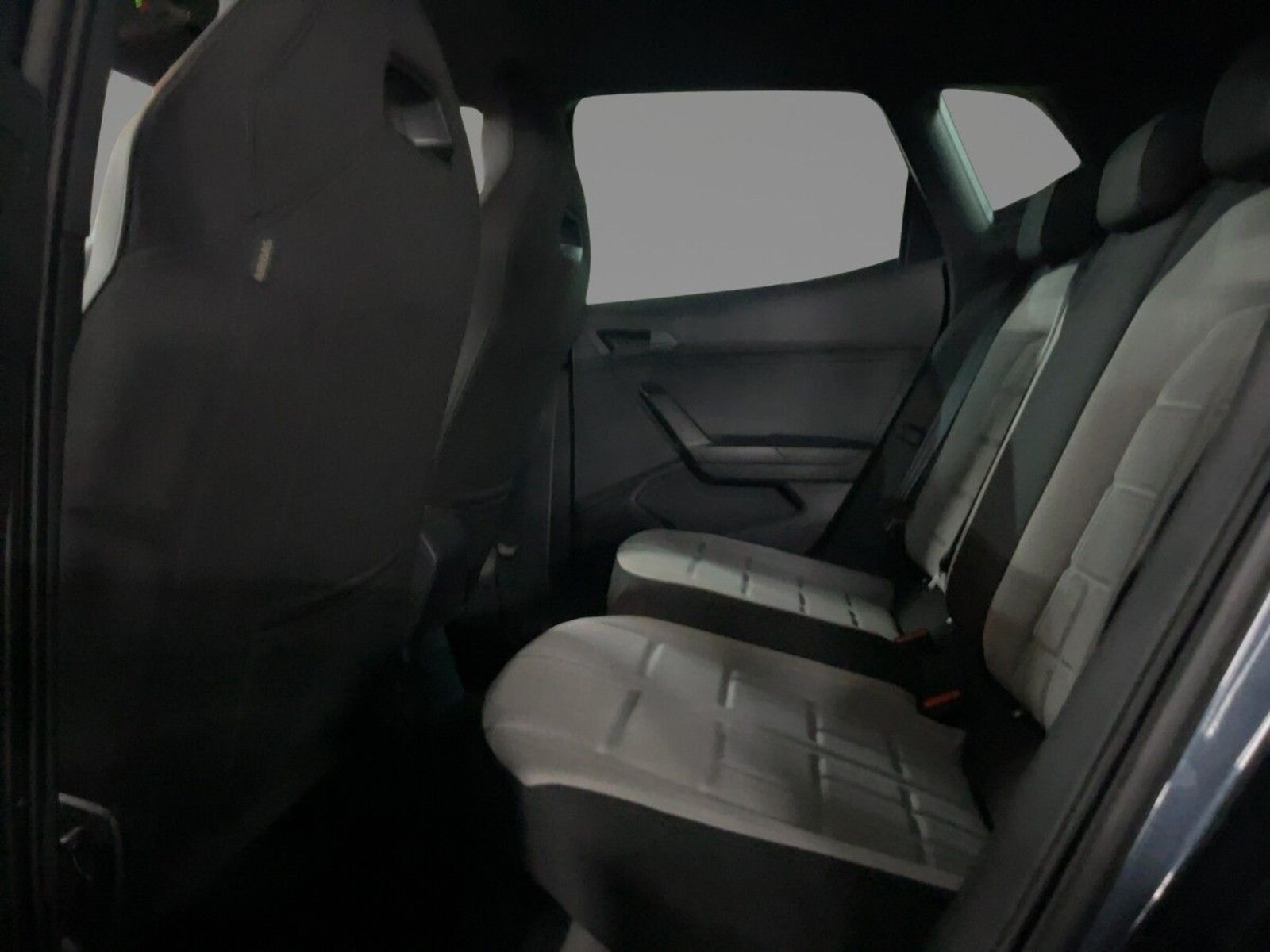 SEAT Arona – Bild 8