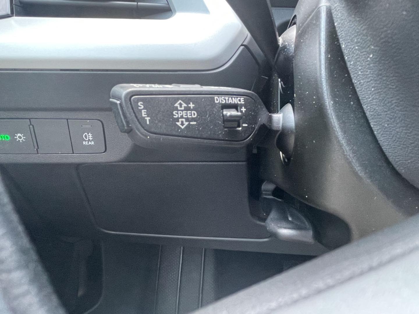 Image about Audi Q4 e-tron 40 e-tron