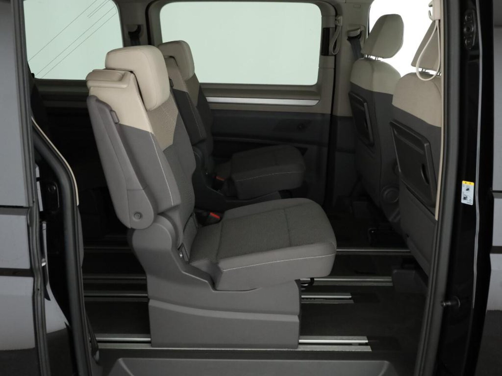 Volkswagen Multivan – Bild 8