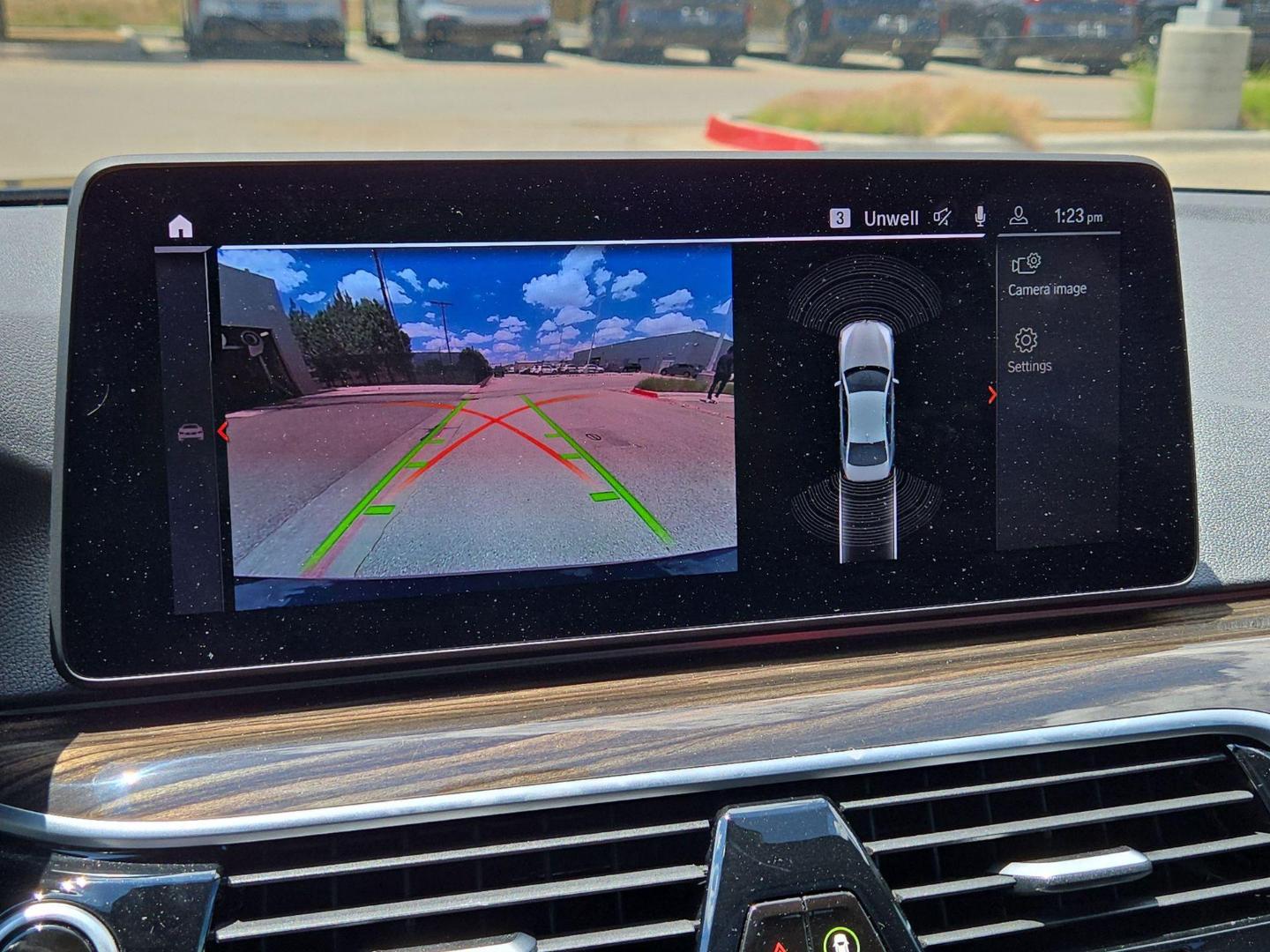 2023 BMW 5 Series 530i - Photo 18