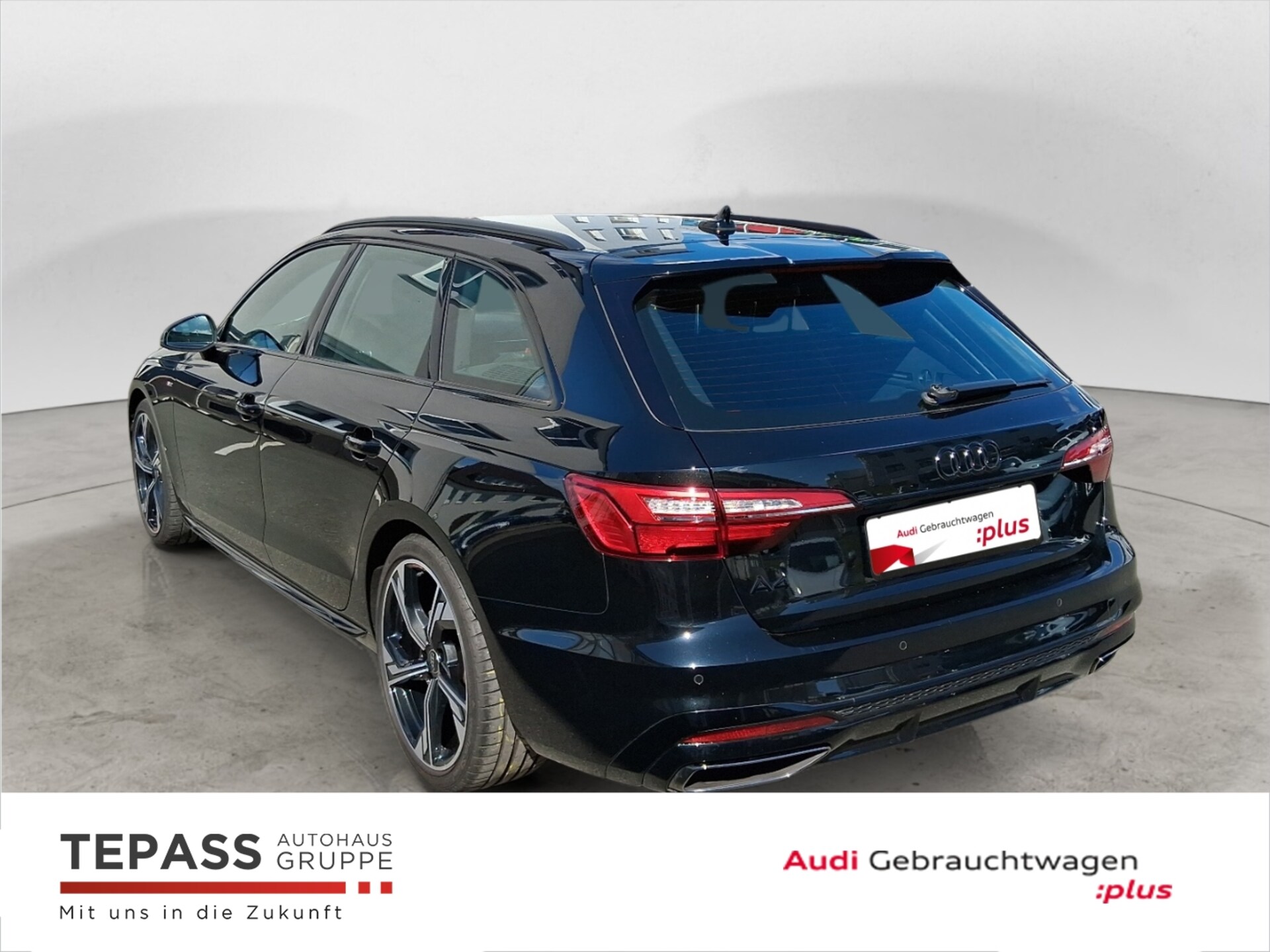 Audi A4 Avant S line