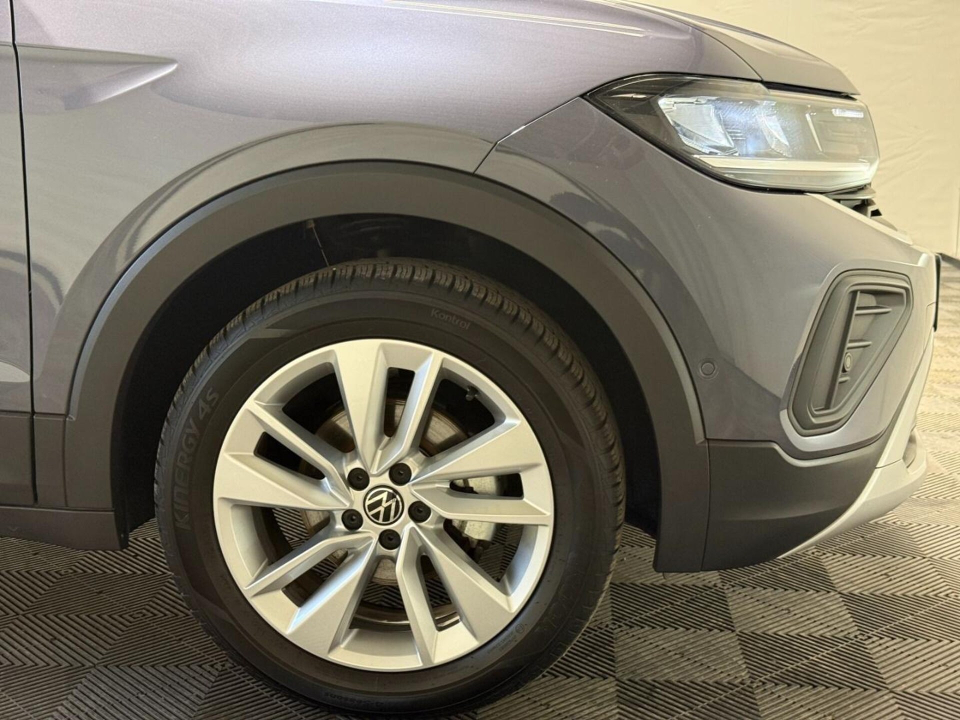 Volkswagen T-Cross Life