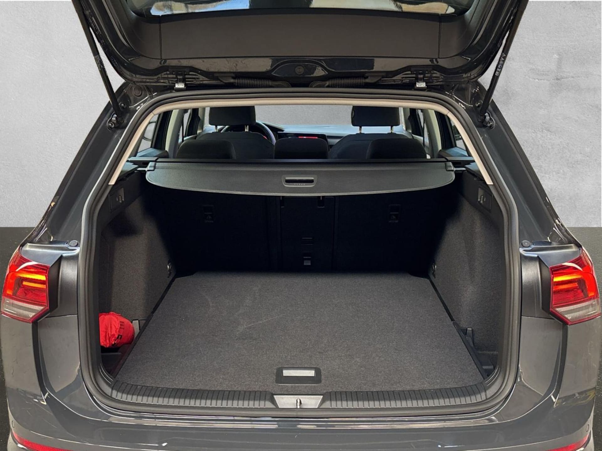 Volkswagen Golf Variant Life
