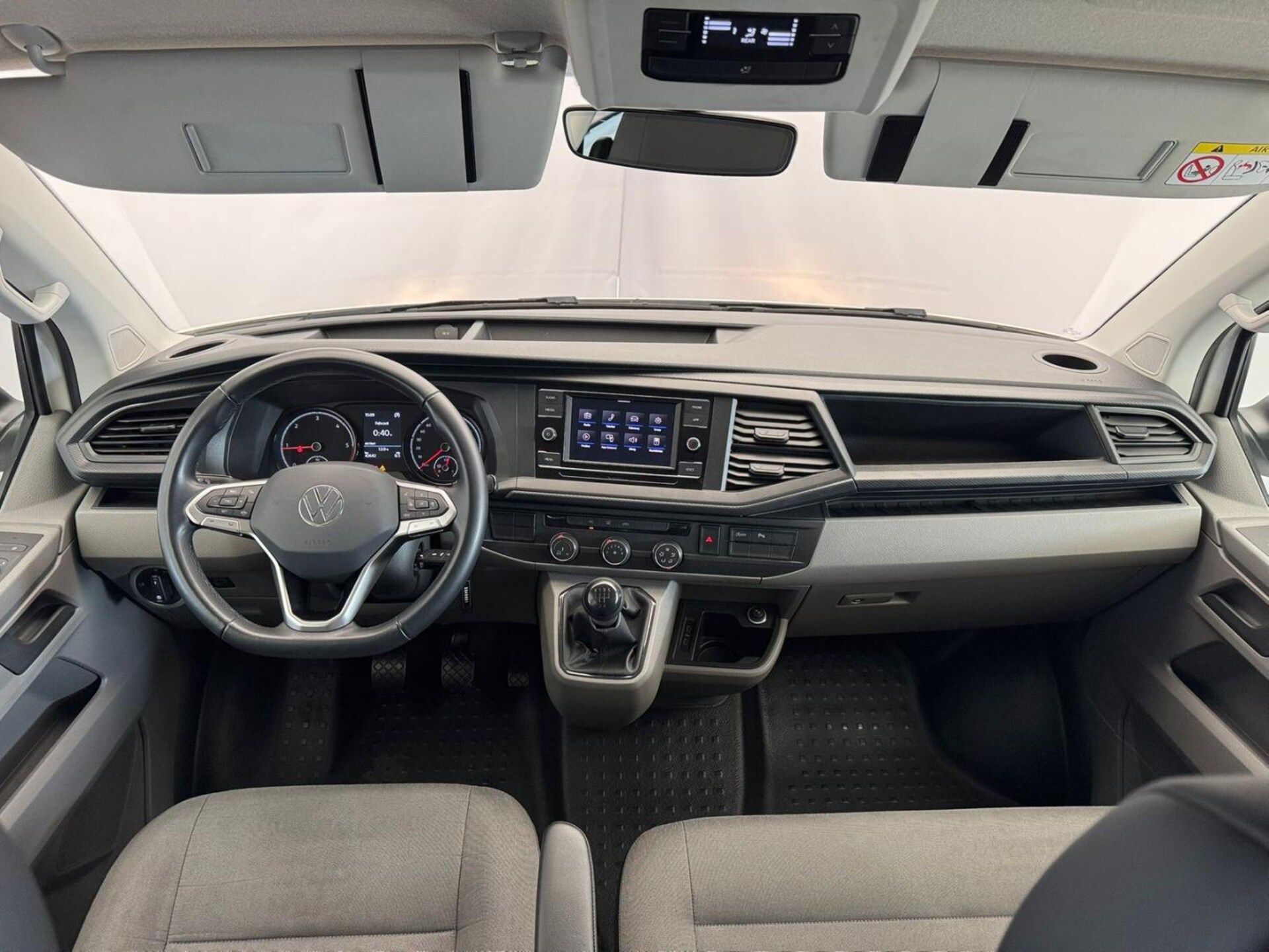 Volkswagen T6.1 Transporter Kombi kurzer Radstand