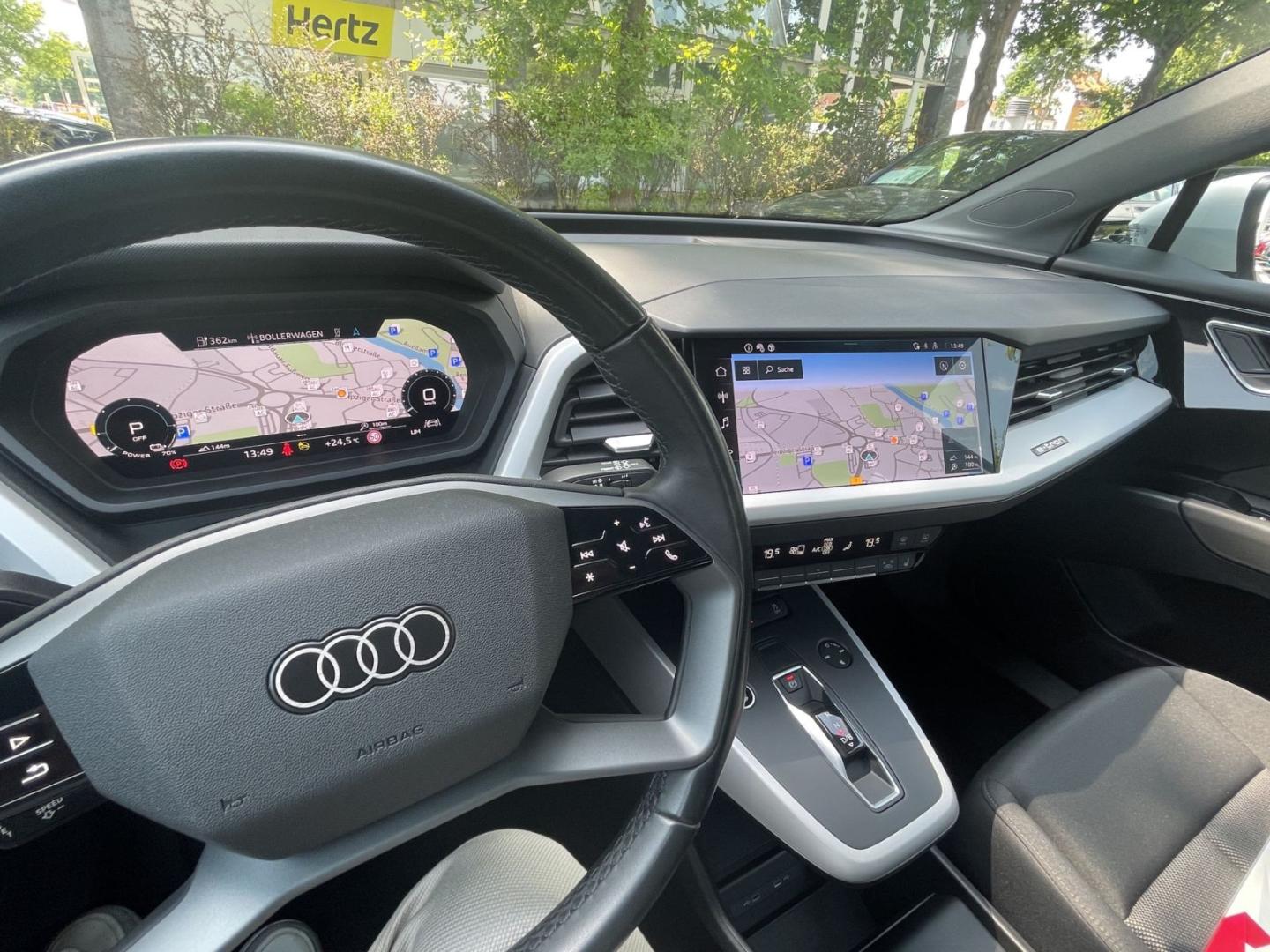 Image about Audi Q4 e-tron 40 e-tron
