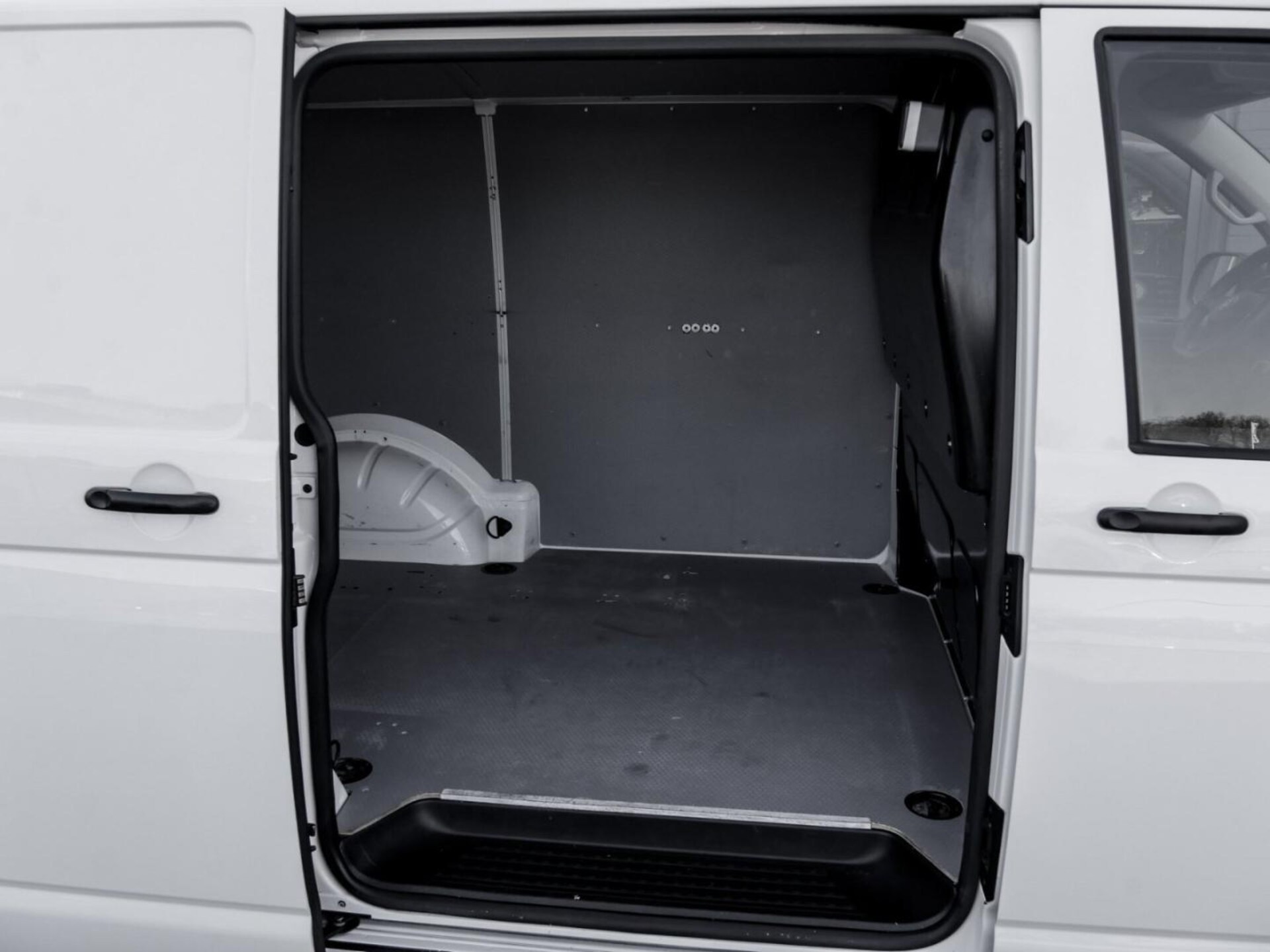Volkswagen T6.1 Transporter Kasten kurzer Radstand