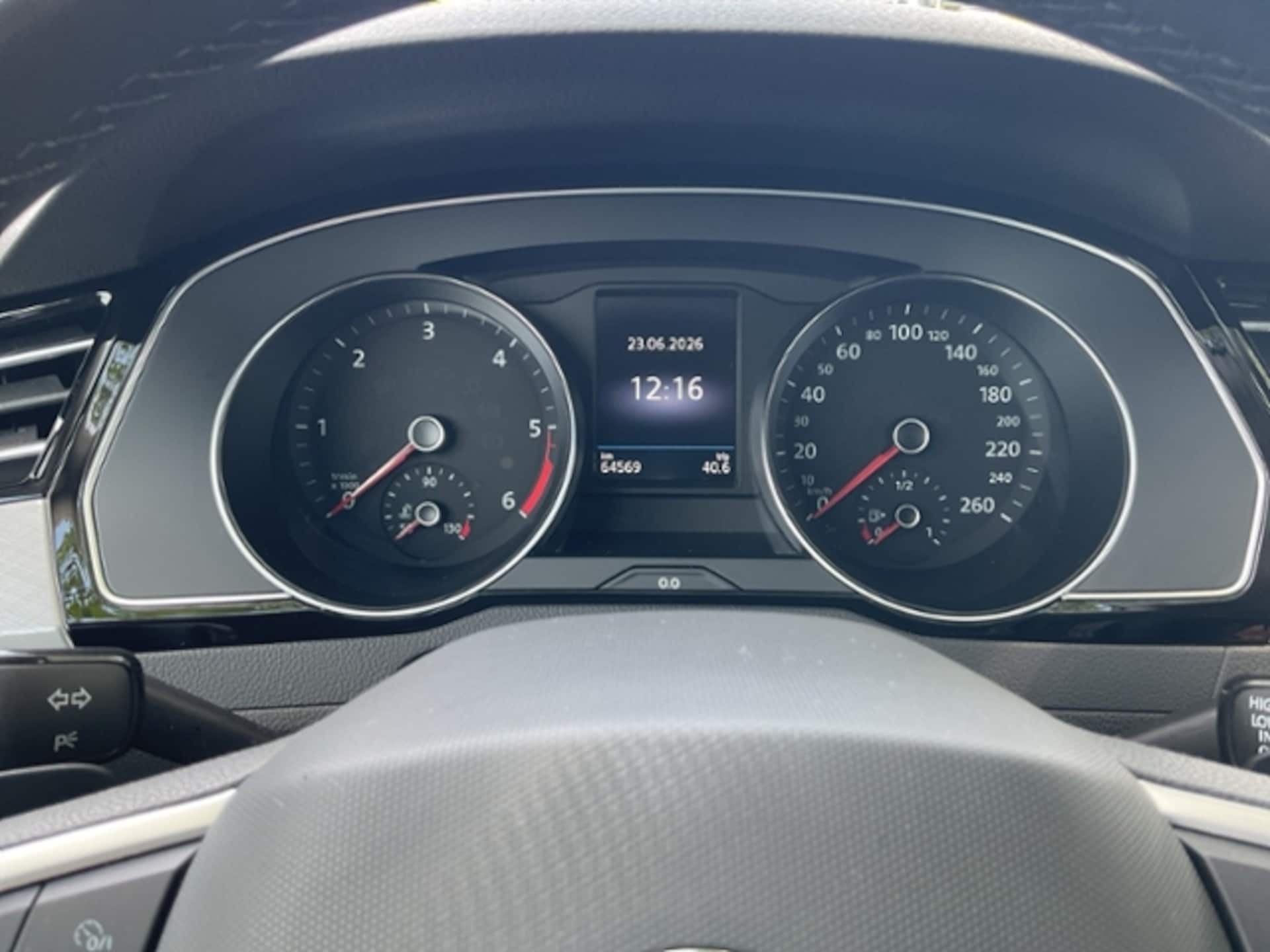 Volkswagen Passat Variant Business