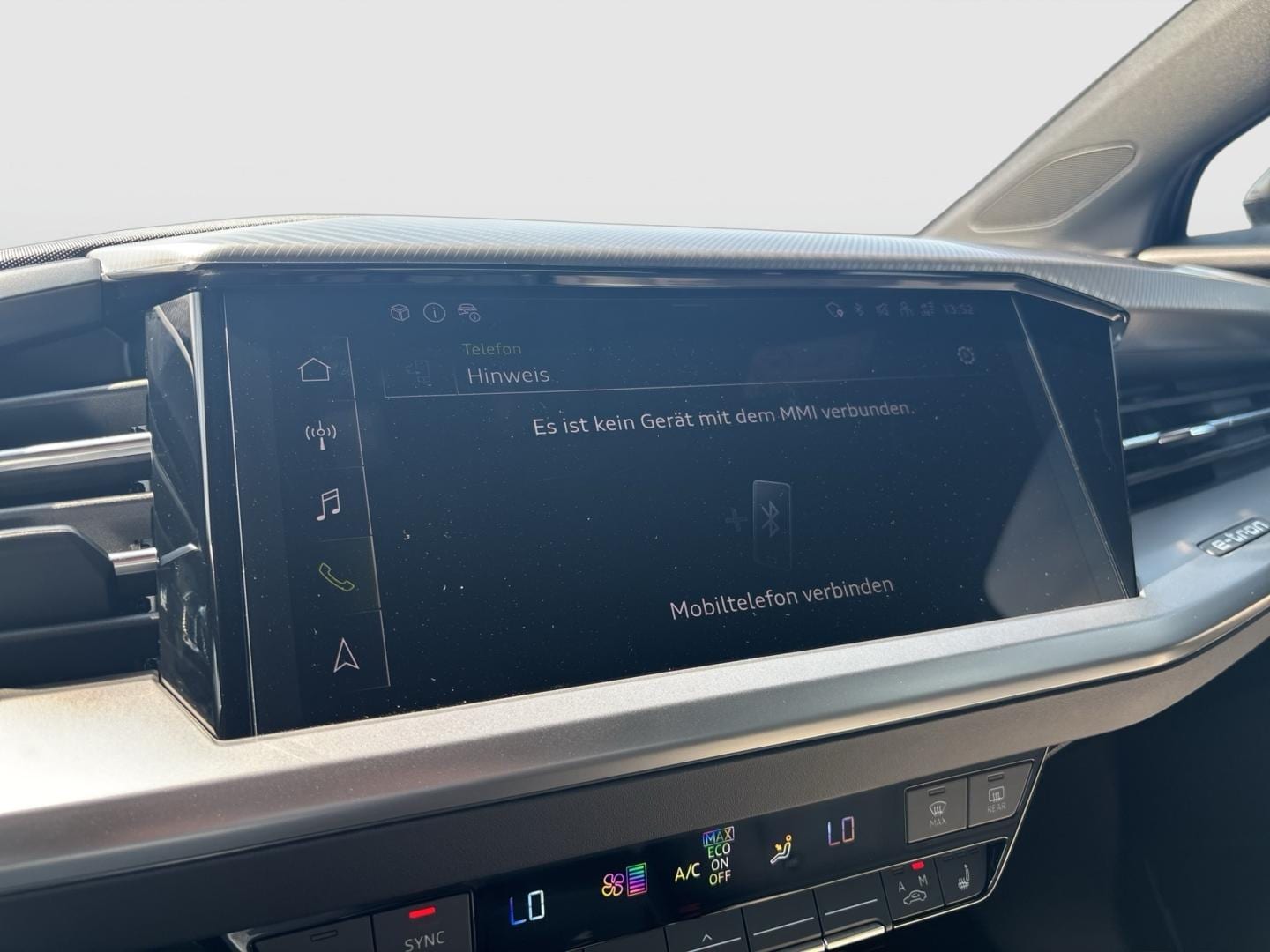 Bild über Audi Q4 e-tron 40 e-tron - für weitere Informationen kontaktieren Sie den Audi Partner