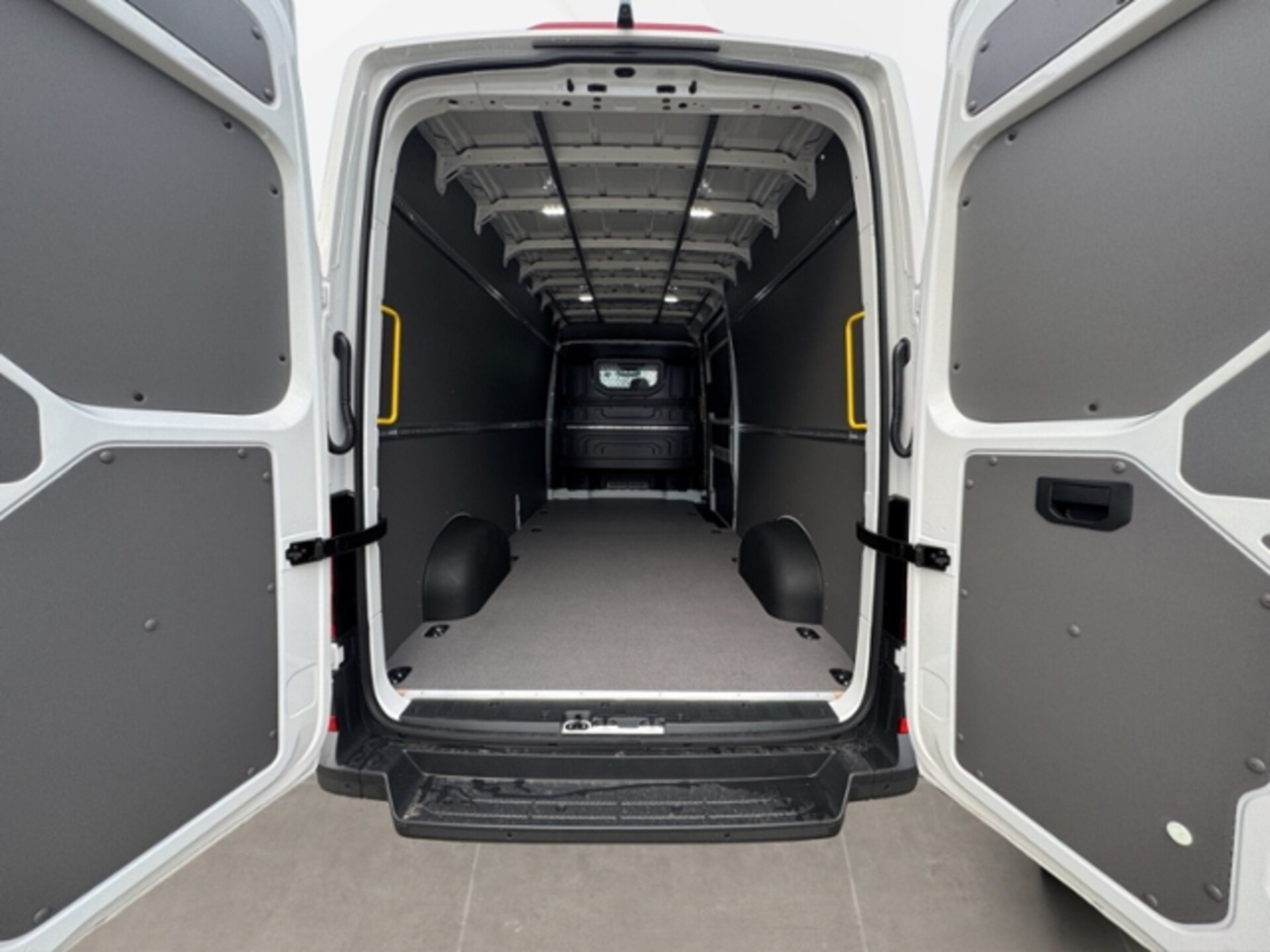 Volkswagen Crafter Kasten langer Radstand