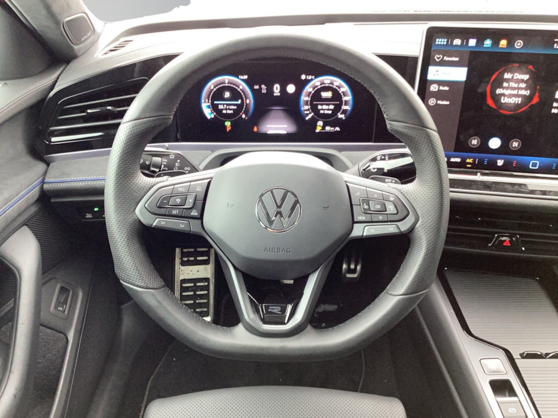 Volkswagen Passat R-Line
