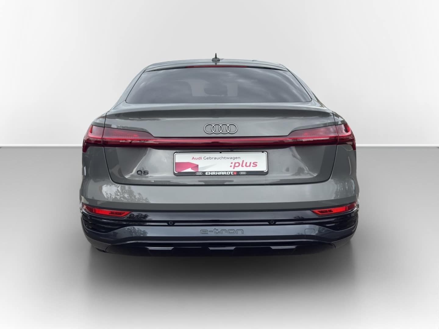 Bild über Audi Q8 Sportback e-tron advanced 50 e-tron quattro - für weitere Informationen kontaktieren Sie den Audi Partner