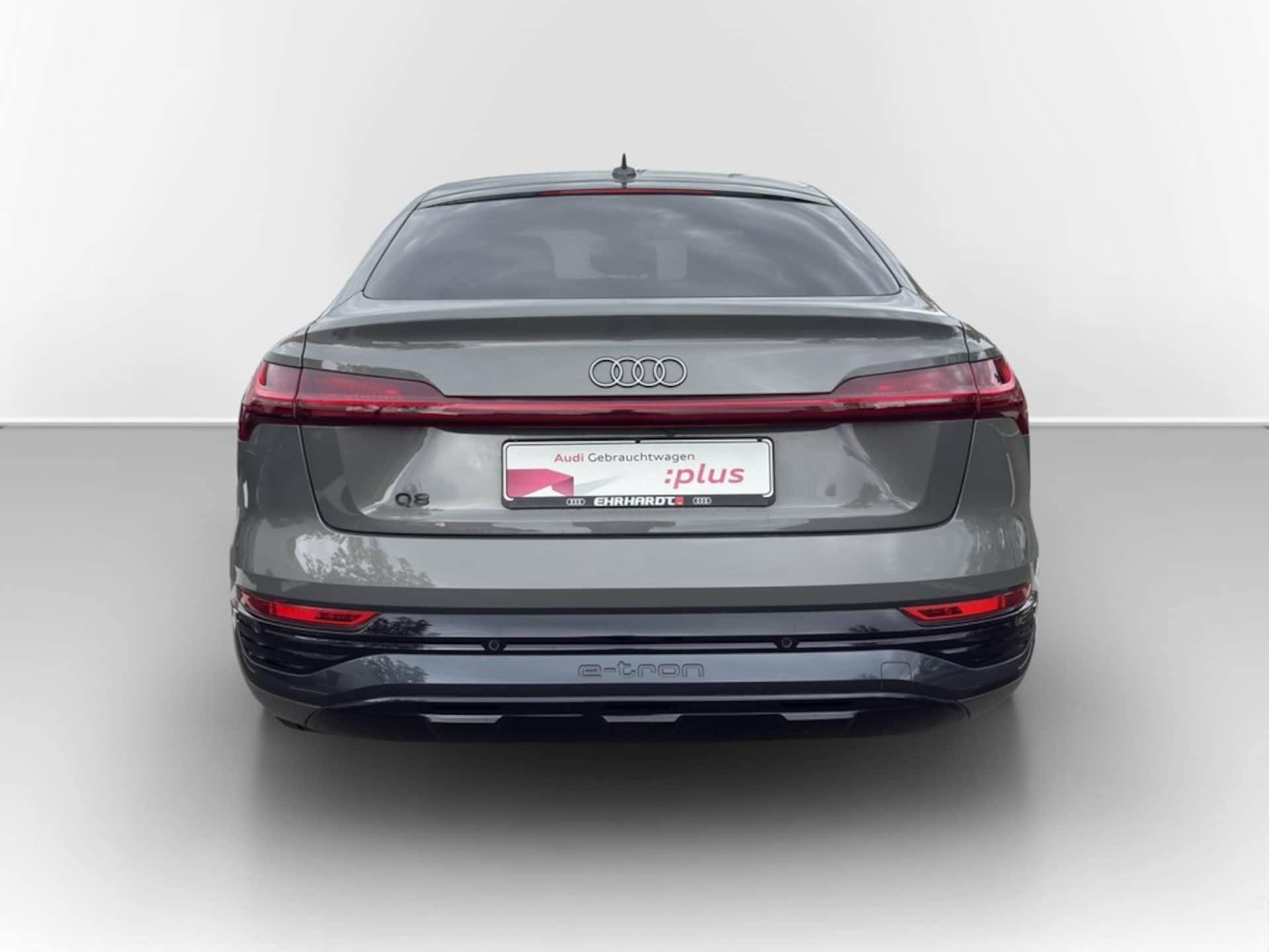 Audi Q8 Sportback e-tron Advanced