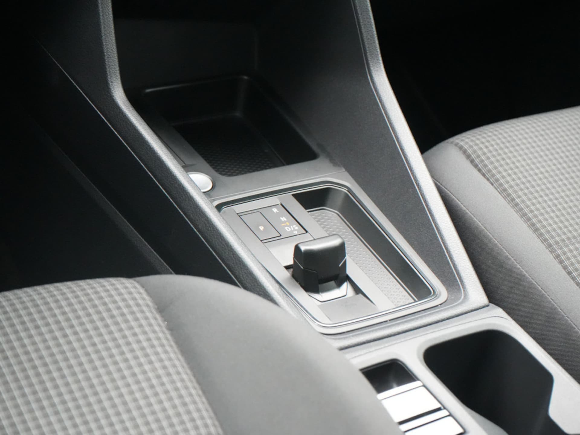 Volkswagen Caddy Basis-Modell