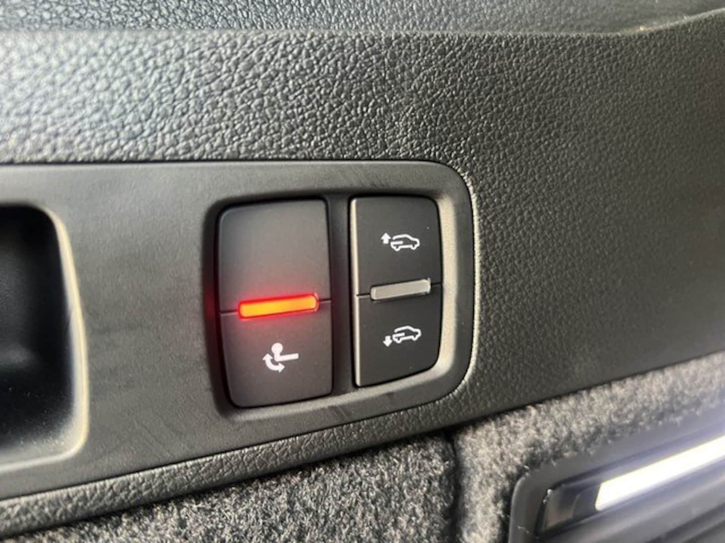 Bild über Audi Q5 40 TDI quattro 150 kW S tronic - für weitere Informationen kontaktieren Sie den Audi Partner