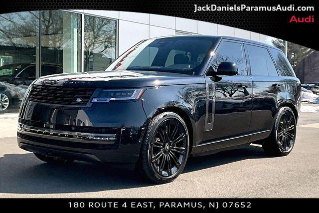 2025 Land Rover Range Rover SE