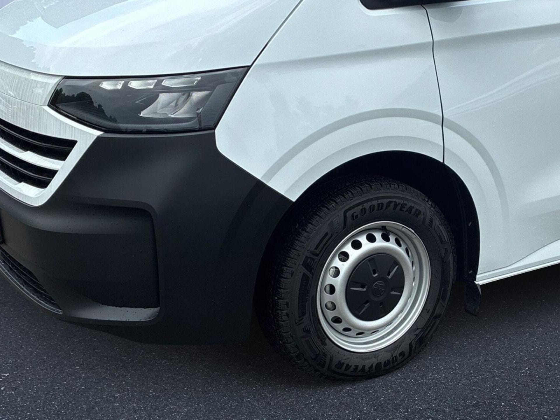 Volkswagen Transporter Kasten kurzer Radstand