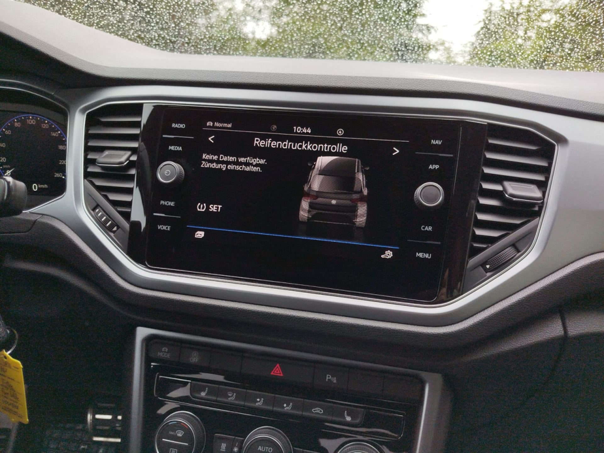 Volkswagen T-Roc Active