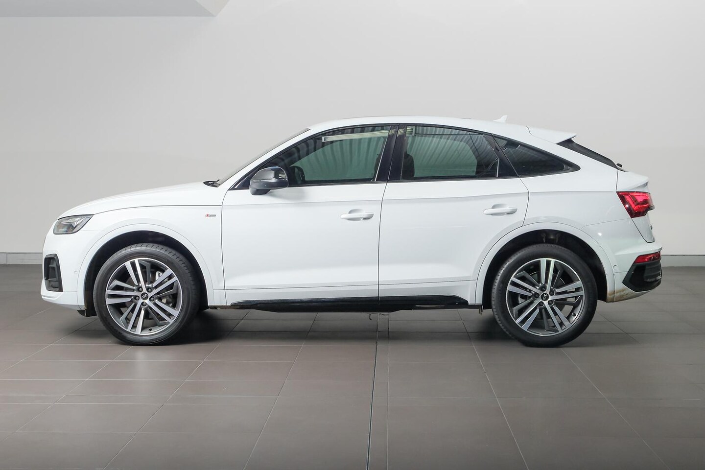 Image about Audi Q5 Sportback 40 TDI quattro S tronic
