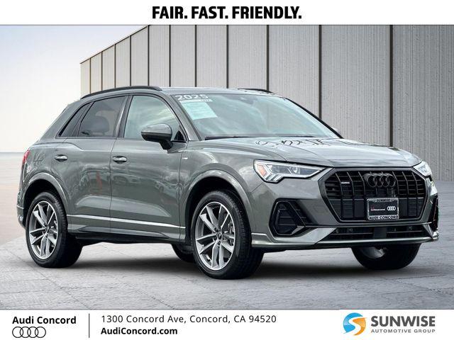 2025 Audi Q3 45 TFSI S Line Premium quattro's photo