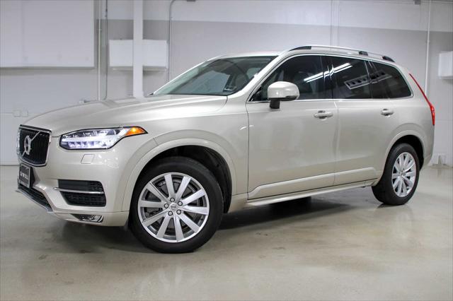 2016 Volvo XC90 Momentum