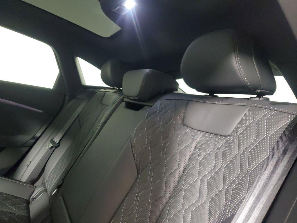2025 Audi S6 Sportback e-tron Premium Plus - Photo 12