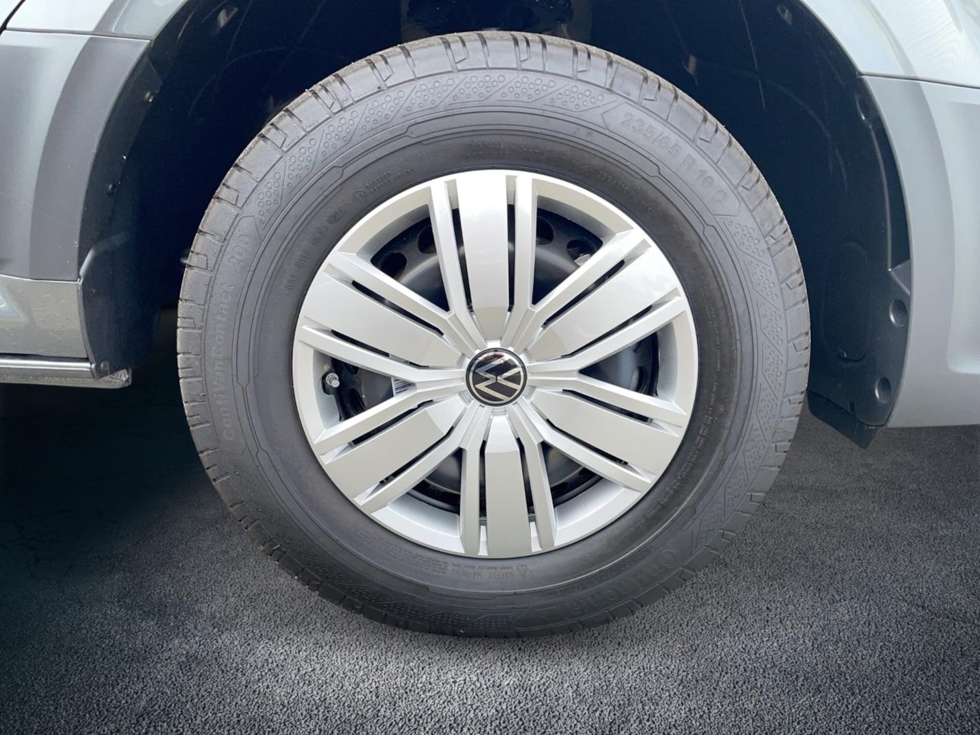 Volkswagen Grand California 680