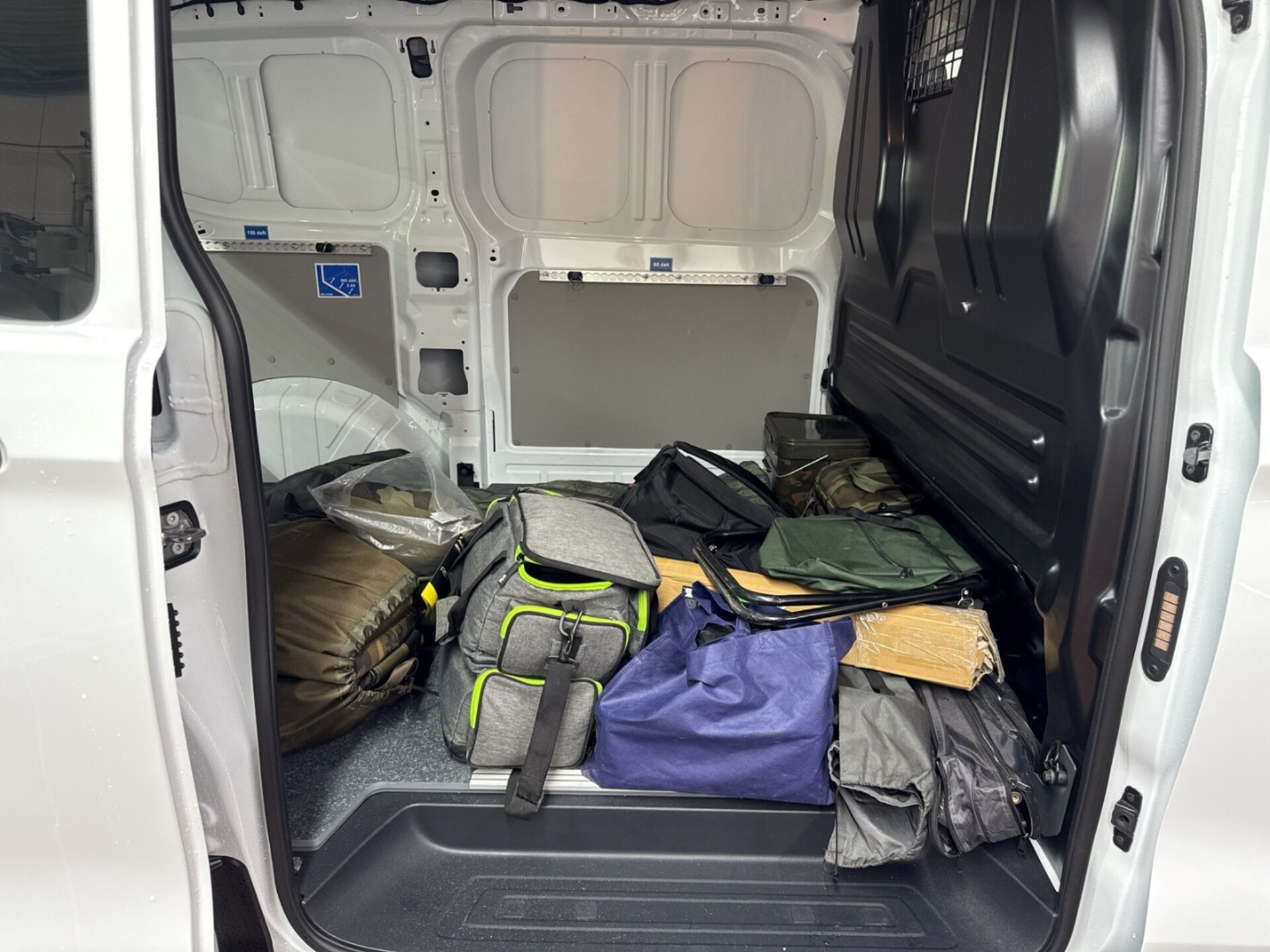 Volkswagen Transporter Kasten kurzer Radstand