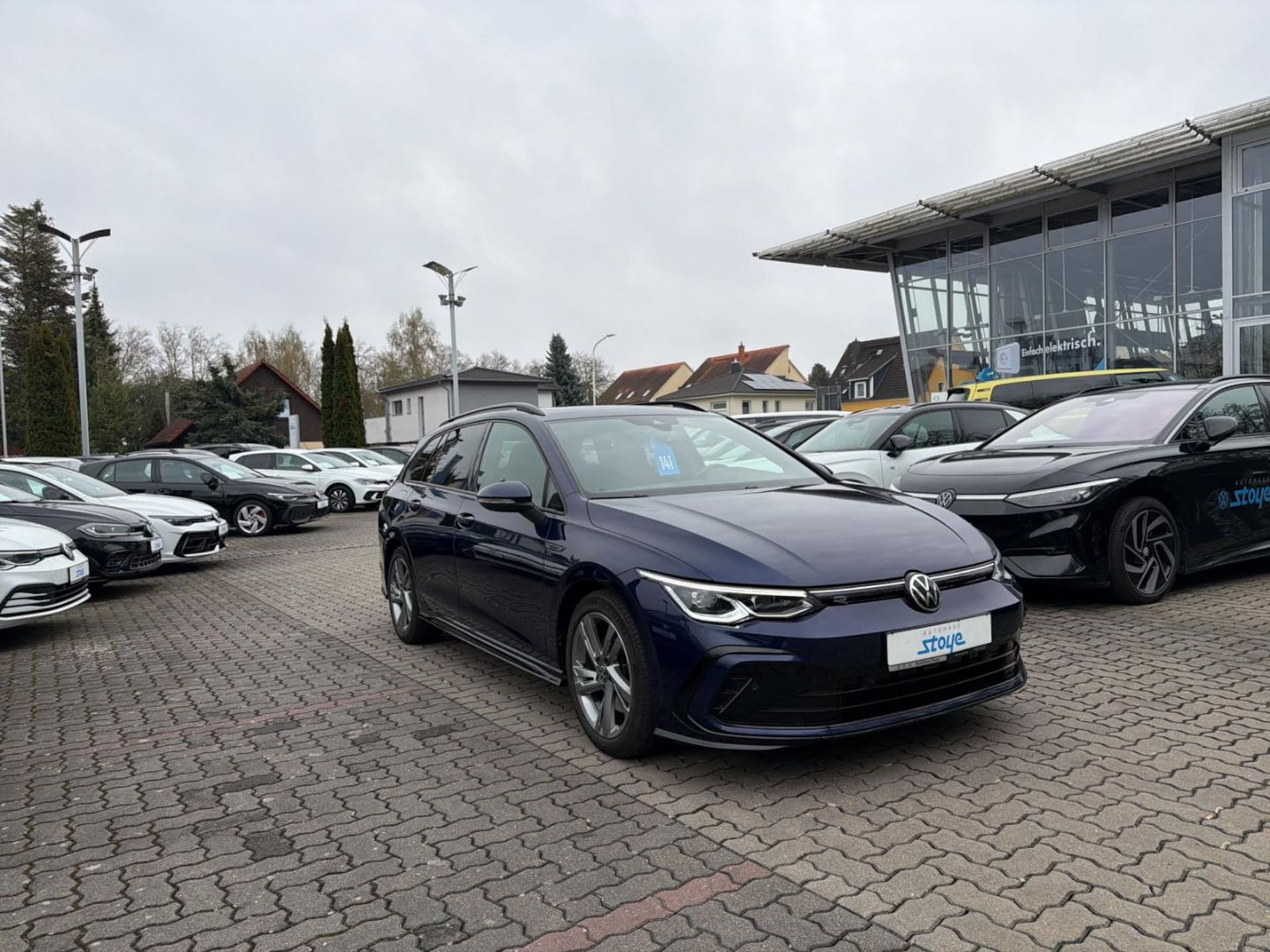 Volkswagen Golf Variant R-Line