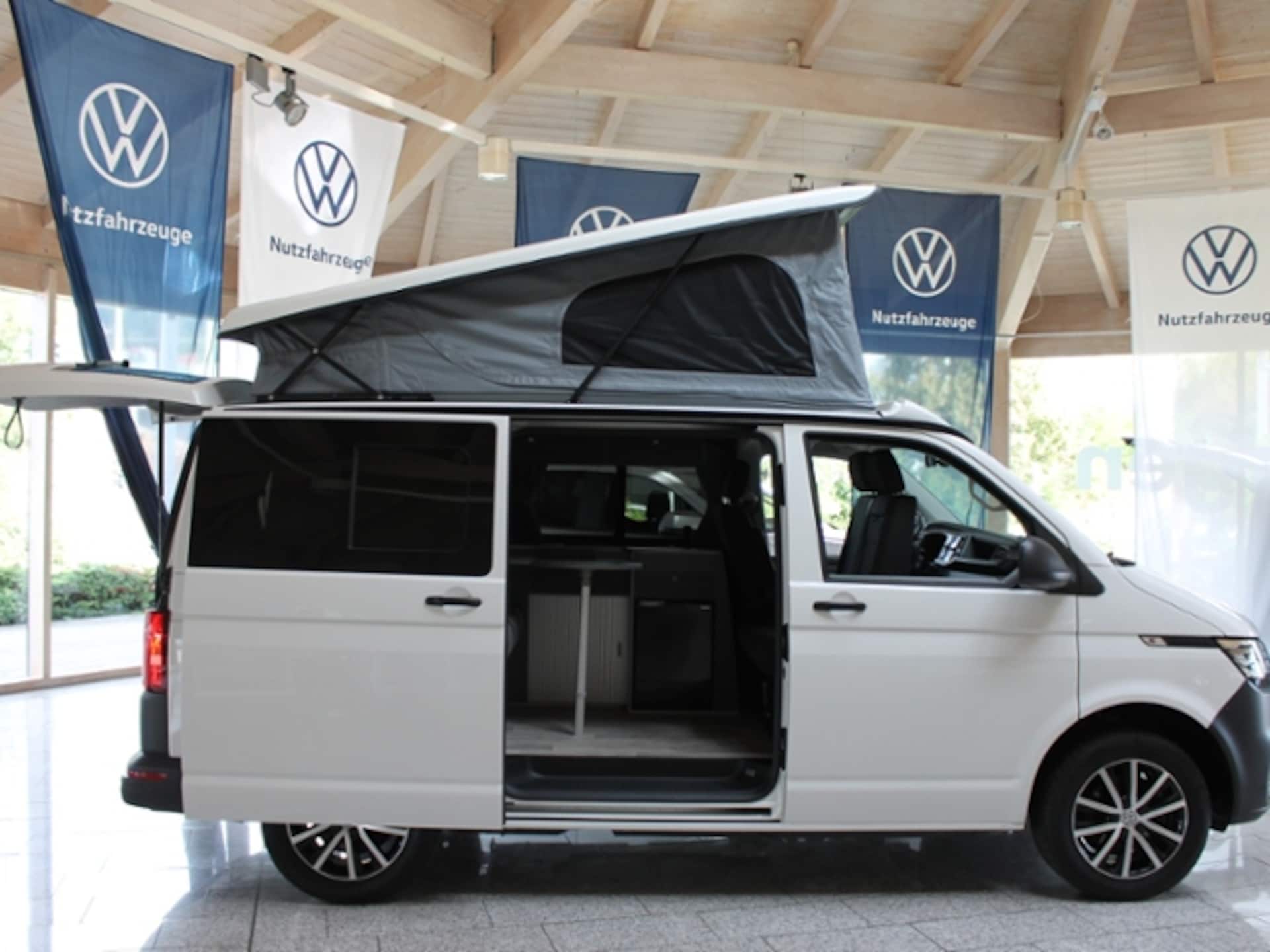 Volkswagen T6.1 Transporter Kasten kurzer Radstand